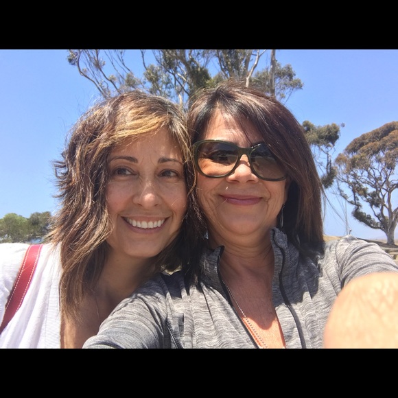 Meet your Posher, Bertha - Picture 1 of 1